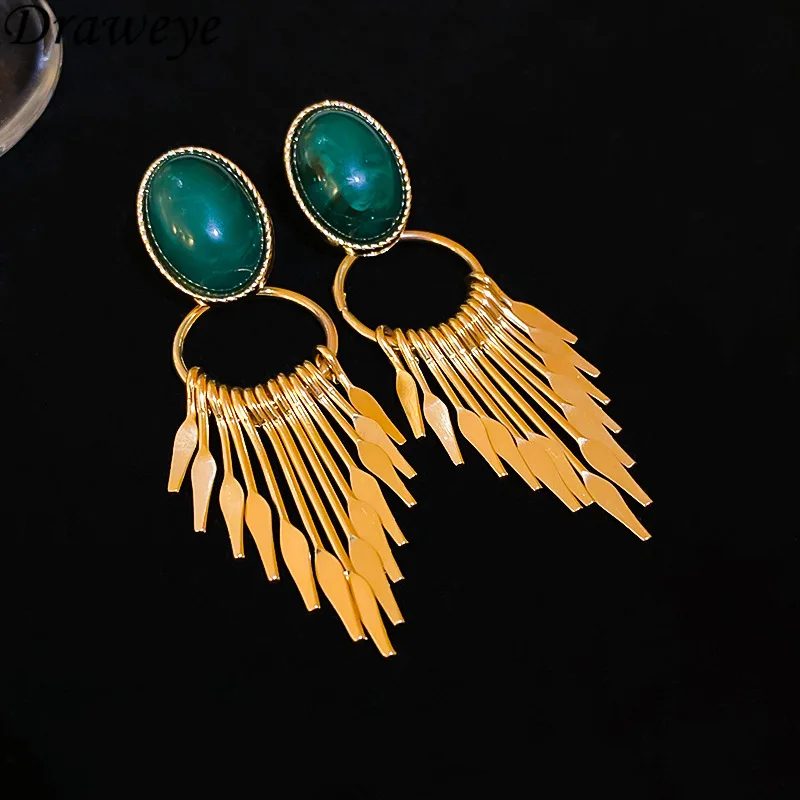 Draweye Tassels Earrings for Women Resin Medieval Fashion Elegant Vintage Jewelry Hyperbole Ethnic Style Aretes De Mujer