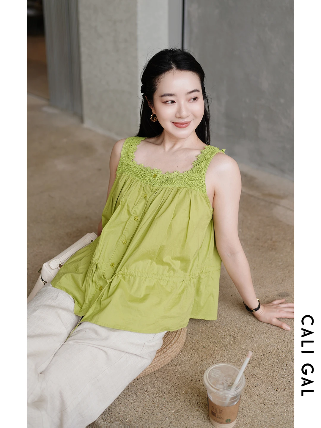 

CALIGAL Весна-Лето 【Коллекция Garden】Топ с квадратным вырезом, кружевными вставками и завязками на талии, прямой крой, хлопок, цельный.