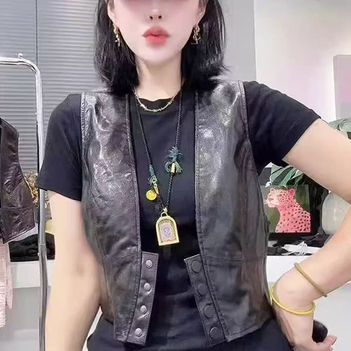 本革製ジャケット レディース ファッショナブル スリムフィット ショルダーパッドなし Vネック オイルワックスレザーベスト 初秋用