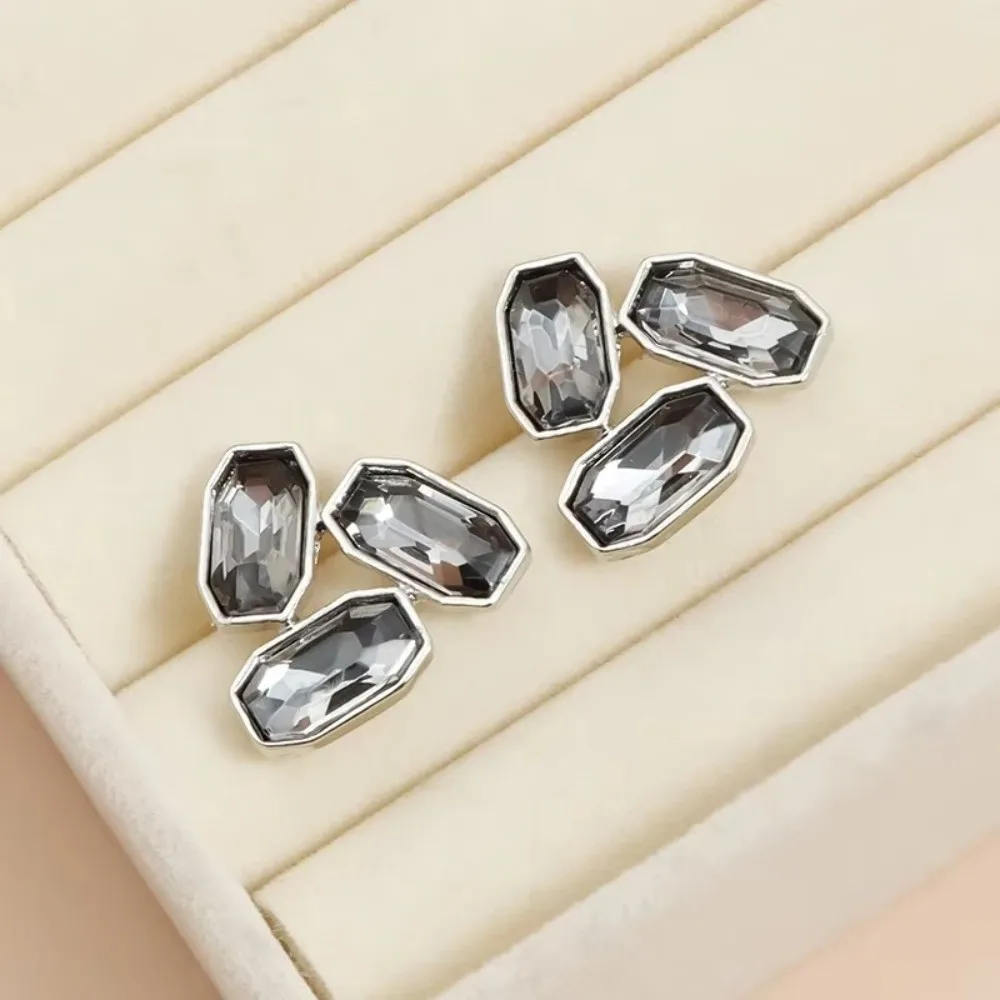 New Fashionable Gray Crystal Charm Earrings Y2K Ellipse Geometric Earring Line Triangle Crystal Eardrop