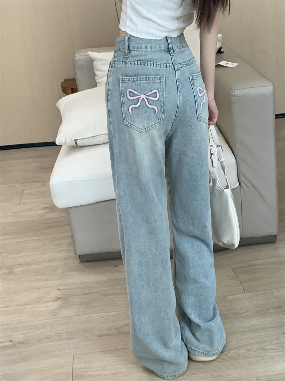 2026New Women's High-Waisted Straight-Leg Jeans with Bow Decoration Comfortable Loose Fit Figure-Flattering Casual Denim Trouser