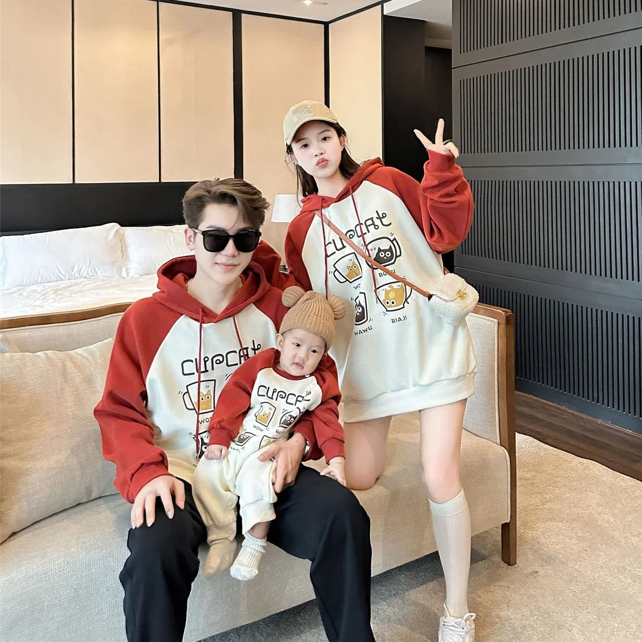 Fashion Korean Family Matching Hoodie Children's Clothes Hooded Sweatshirt Dad Mom and Son Daughter Infant Winter Baby Rompers