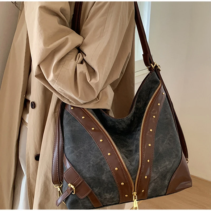 Vintage-Rucksack, Damen-Tragetasche, Retro-Spleiß-Hobo-Umhängetasche, lässige Alltags-Einkaufstasche mit Nieten-Dekor – Detail 9