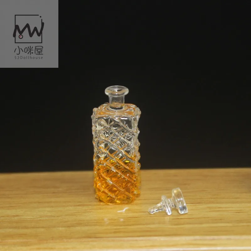 52DOLLHOUSE Dollhouse Accessories Miniature Model Simulation Western Wine Bottle Combination Small Ornament
