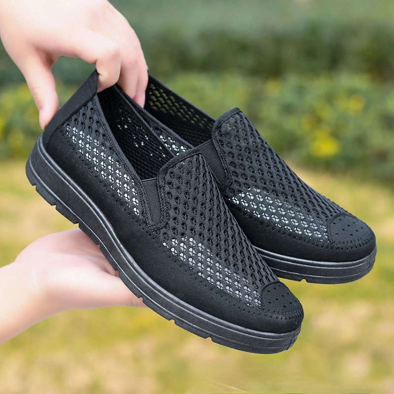 Breathable Men Shoe Summer Mesh Men Sports Shoes Anti Slip Wear-resistant Casual Shoes Light Middle Old Aged Shoes Slip-on Tenis