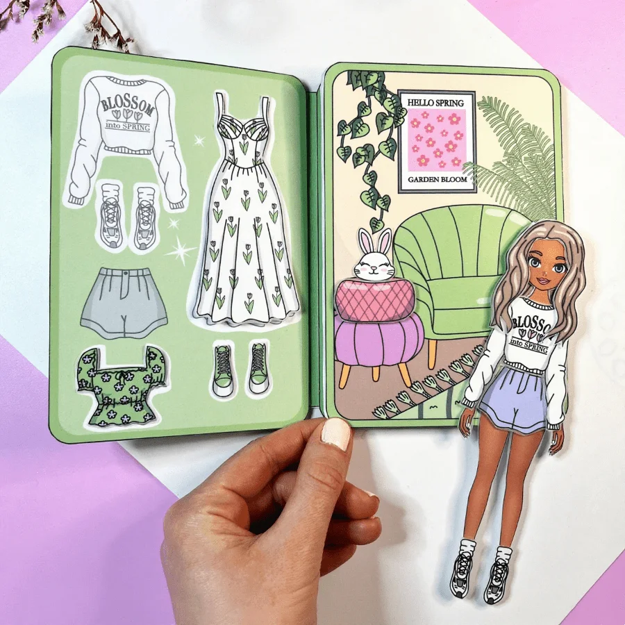 

Spring Green Theme Girl Dress Up Quiet Book DIY Material Pack Non finished Product Requires Hand Cutting and Manufacturing