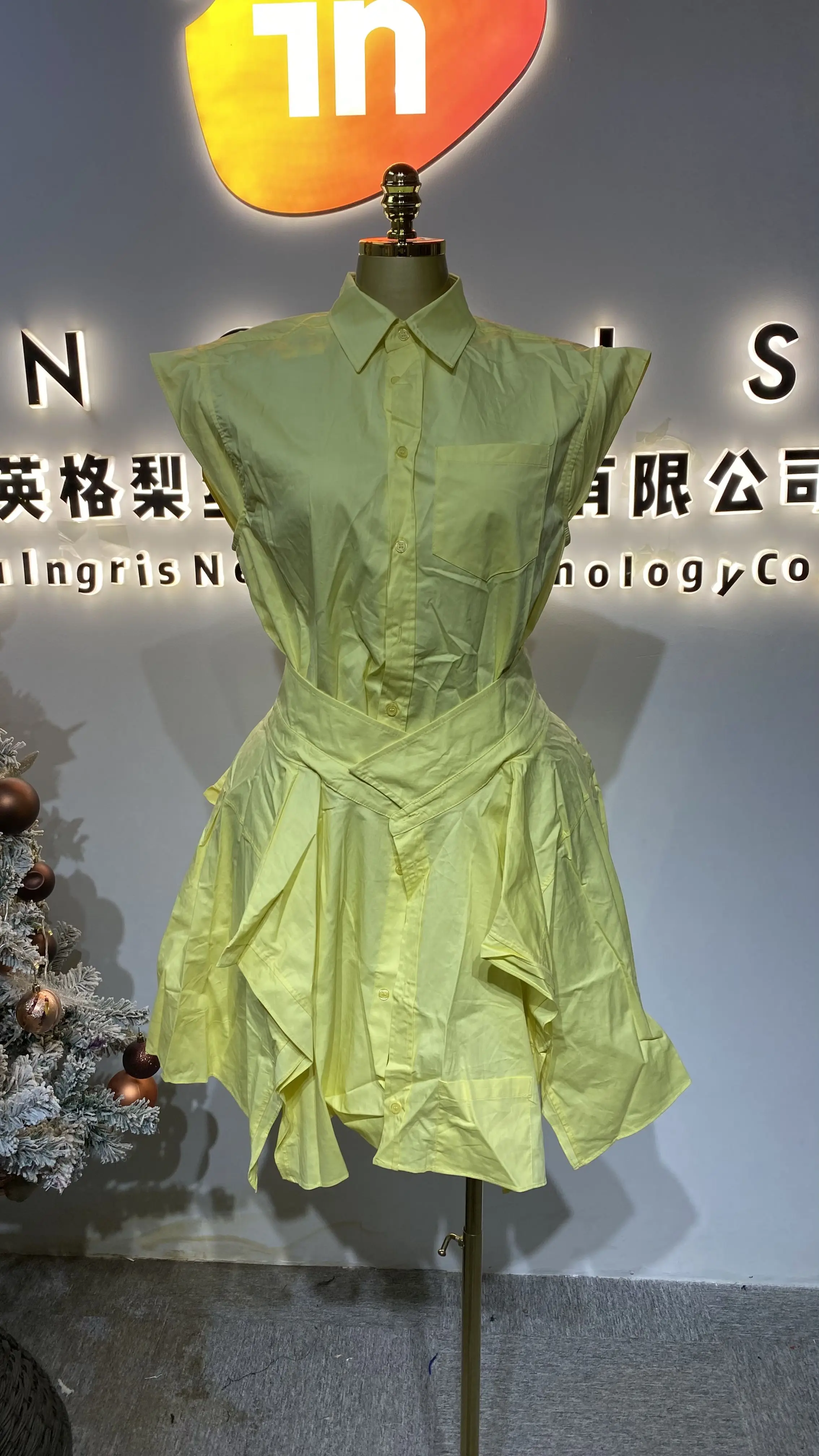 

Summer satin A-line dress, women's sexy sleeveless elegant pink robe, solid backless mini ball dress-GZXX316