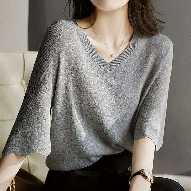 New Women\'s Summer Casual Knitting Shirt Short Sleeve V-neck Woman Tops Loose Ice Silk Women Blouse Gray Lady Clothes 14799