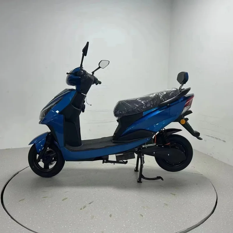High-Speed 1000W Two-Wheel Adults Motorcycle 60v Voltage Steel Frame Sensor Tube Rear Hub Motor