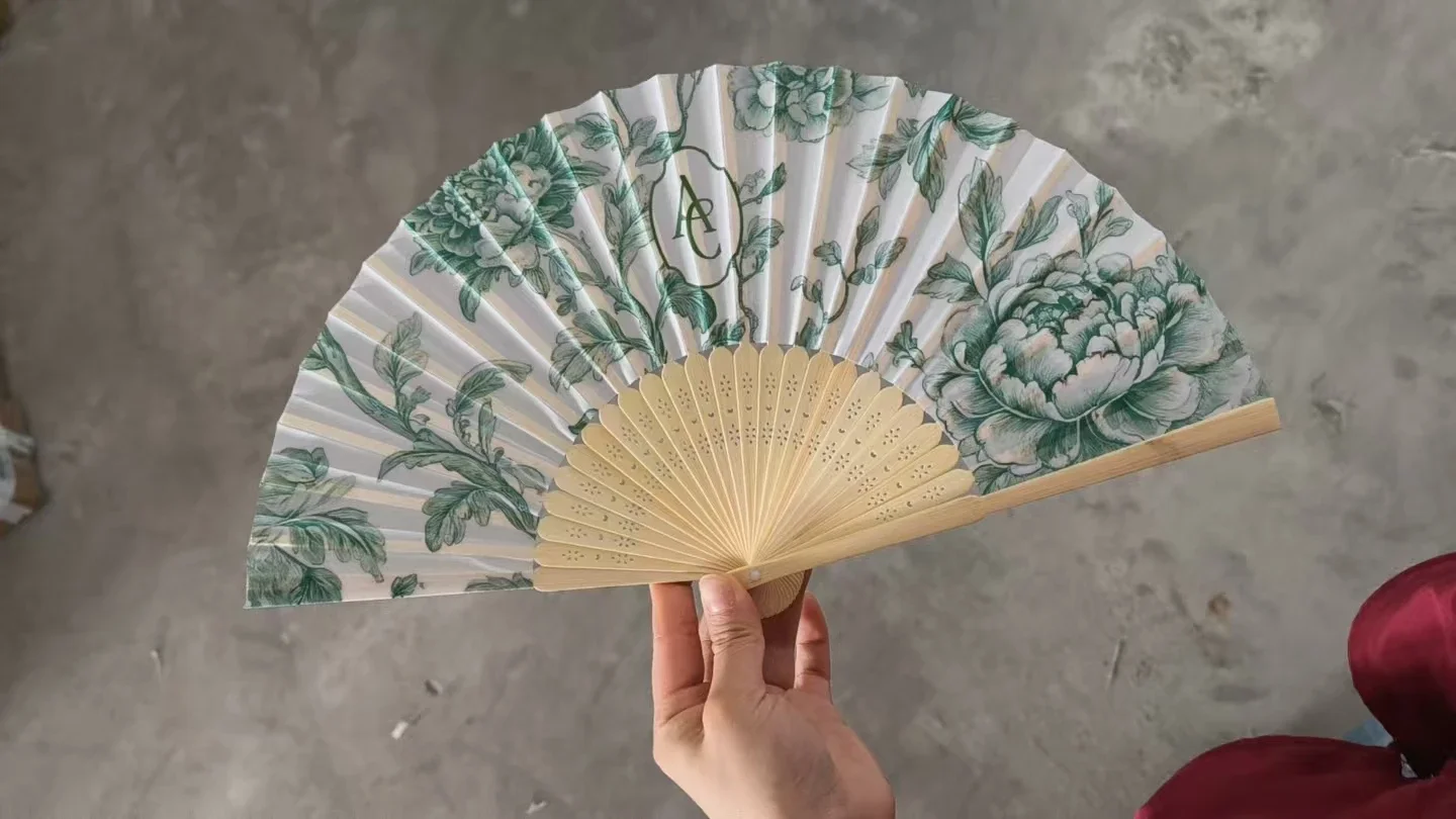 Personalized Printed Photos Bamboo Folding Hand Fans For Company Ads Wedding Favors Gifits