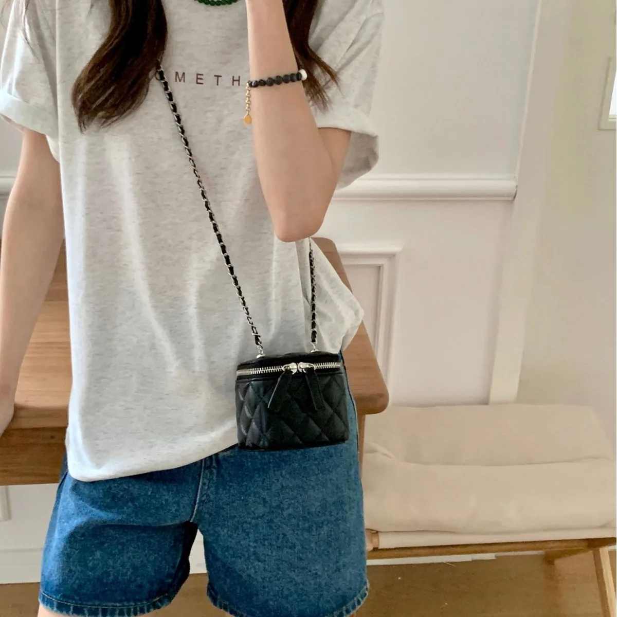 Luxury Mini Chains Shoulder Bag Lingge Designer Bag Cute Denim Box Bags Handbags Crossbody Bags for Women 2024 Lipstick Purses