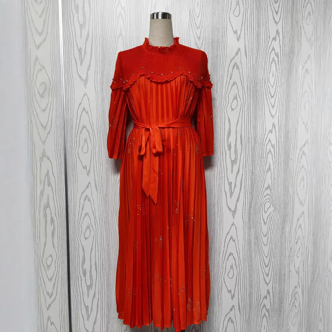 2025 Sun Pleated Hot Diamond Spring and Summer New Crew Neck Short Sleeve Fungus Edge Medium Dress Dress Women