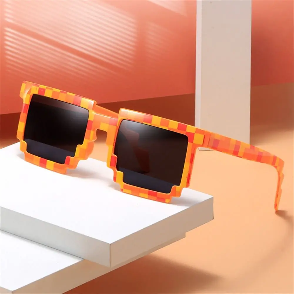 Retro Party Disco Mosaic Sunglasses Novel Funny Pixelated Mosaic Glasses Halloween Cosplay Photo Props Glasses for Adults Teens