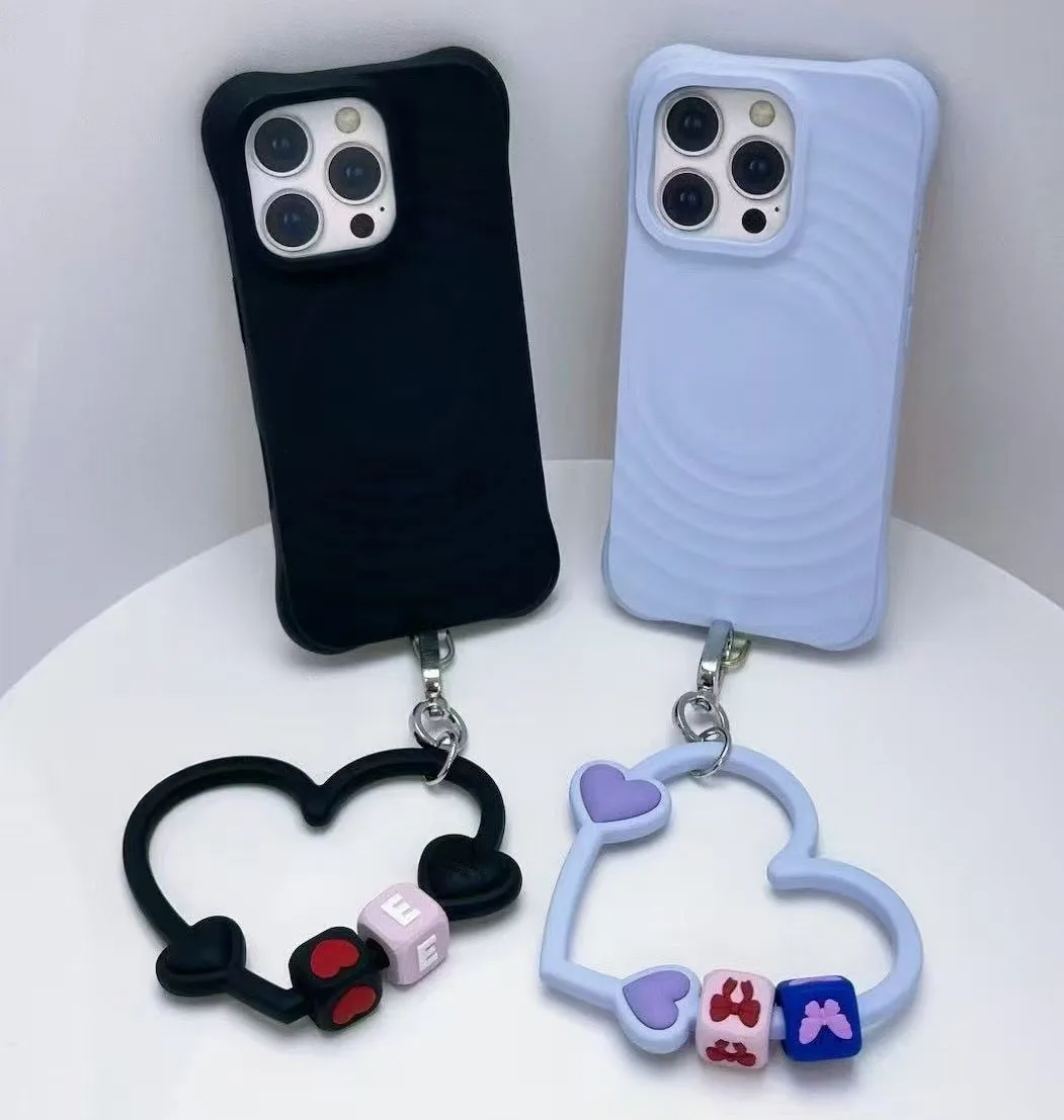 

Creative Heart Pendant Bracelet Universal Beads Phone Charm Short Chain Mobile Phone Straps for IPhone Lanyard for Galaxy