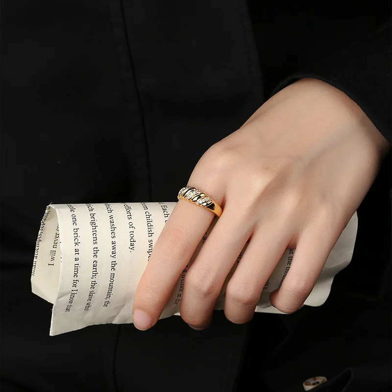 ZHOUYANG Chunky Croissants Pierścionki dla kobiet Vintage Gold Color Statement Ring Finger Akcesoria Moda Modna biżuteria KAR210 — zdjęcie 4