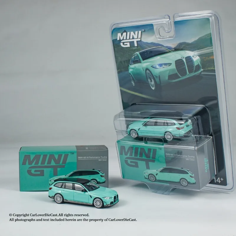 

In stock: 1:64 BMW M3 M 897 card-hanging die-cast simulation alloy car model, boys' toy, adult collectible ornament.
