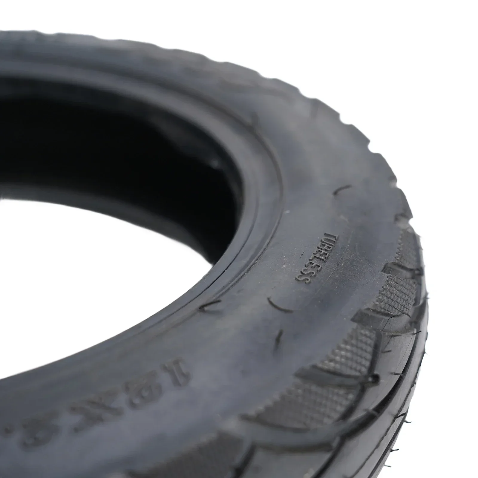 

Accessories 12 Inch Tubeless Tyre Cycling Parts Electric Bicycle For E-Bike Scooter Thickend Tire Tire Accessories