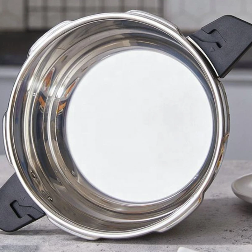 High Quality Stainless Steel Pressure Cooker for Household and Commercial Use, Available in Various Sizes
