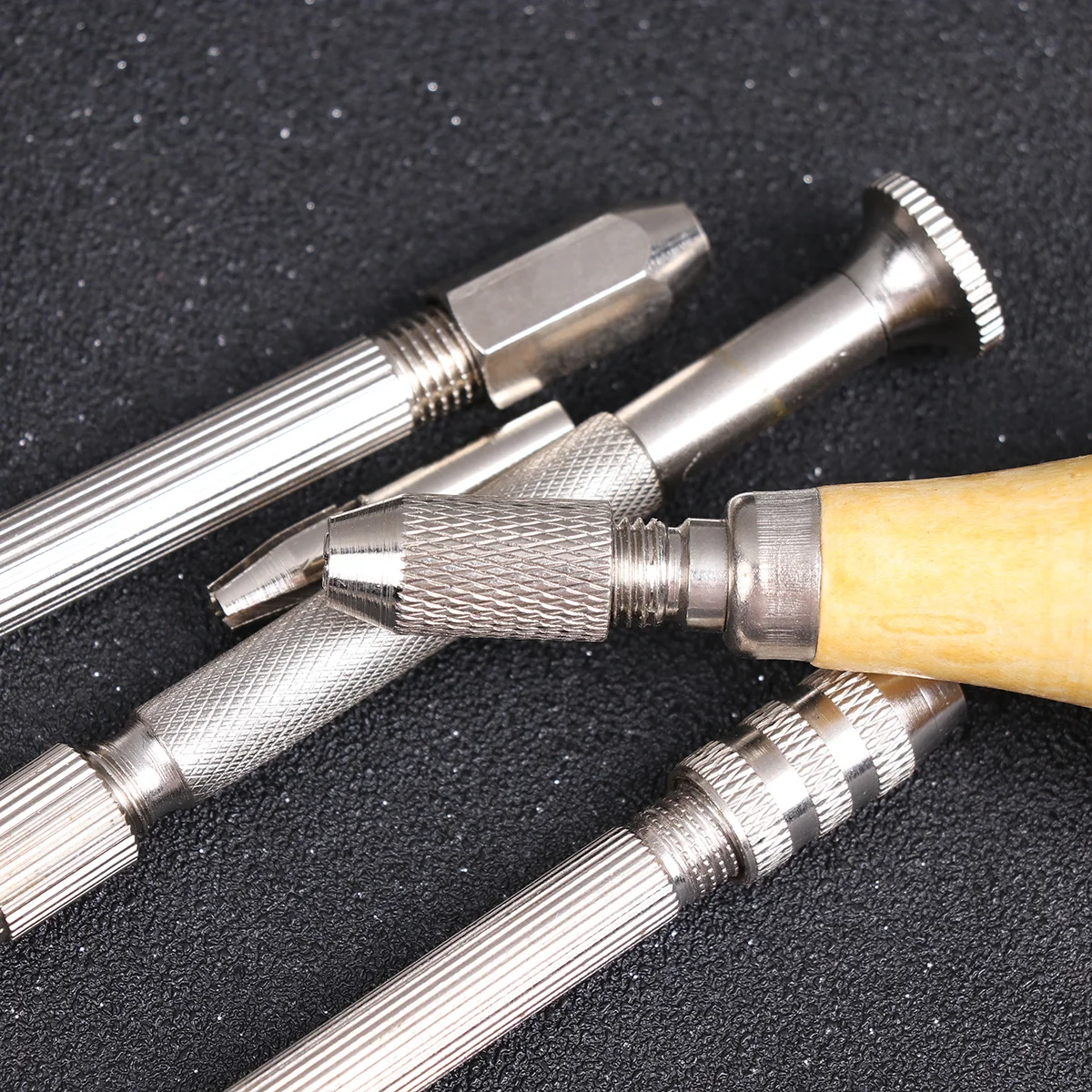 4 قطع من أدوات التدريبات اليدوية المصنوعة من سبائك الصلب الخشبية المتينة الصغيرة الحجم للخرز البلاستيكي برأس واحد مزدوج #2