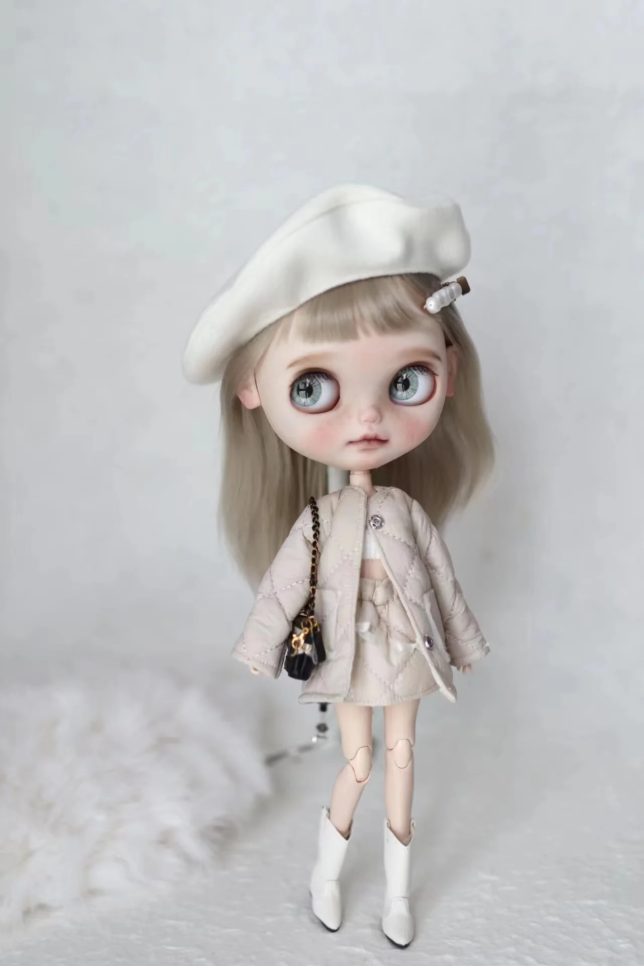 

Blythes Doll Dress for 1/6 size OB24 fashion new long pocket coat/shorts Cotton Jacket + skirt 2 piece Winter suit 30CM doll