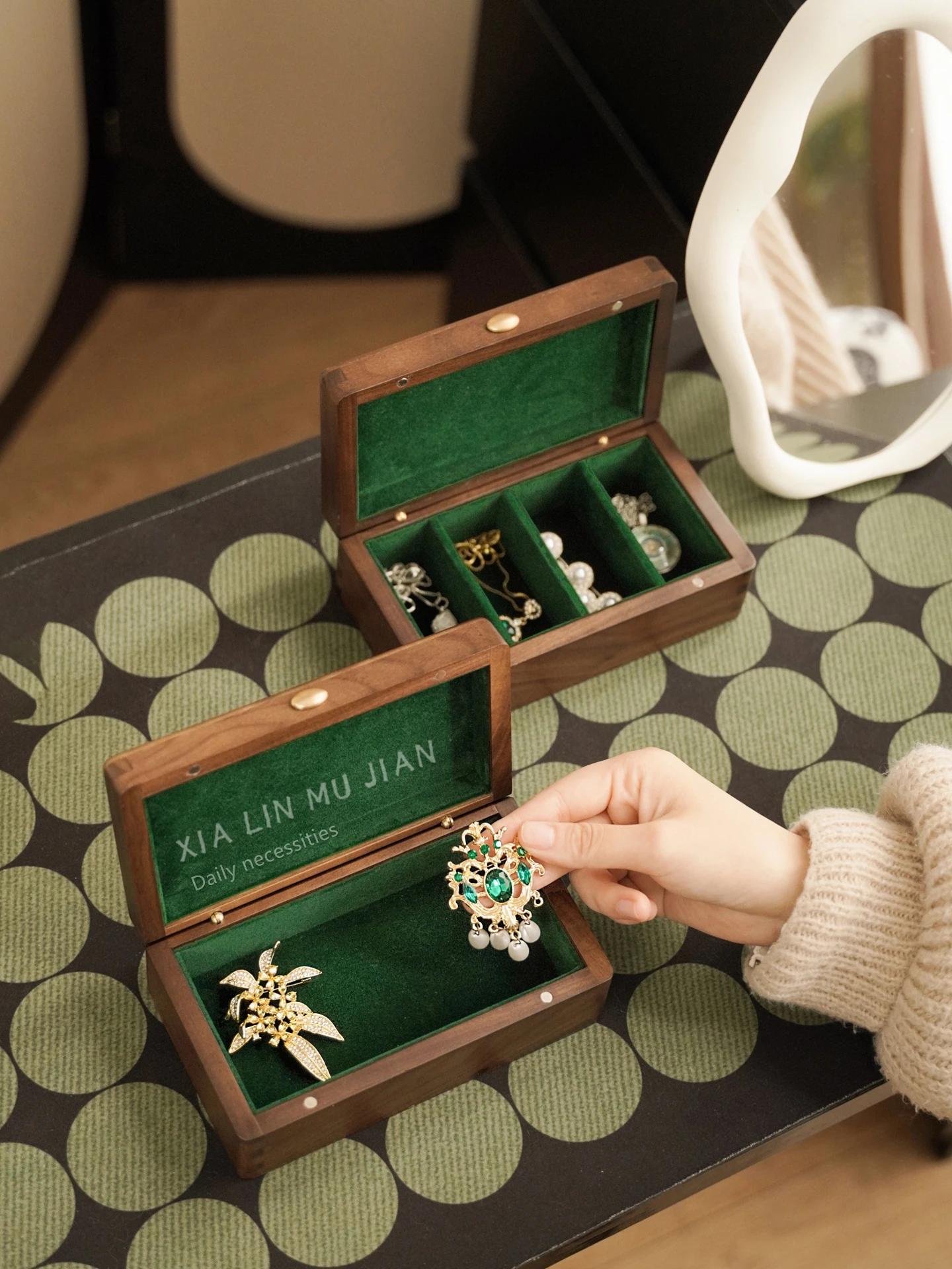 

High-End Wooden Jewelry Pin Storage Box Vintage Sle Headwear Clip-Ons Organizer Eco-Friendly Handmade Crt Oxidation Resis...