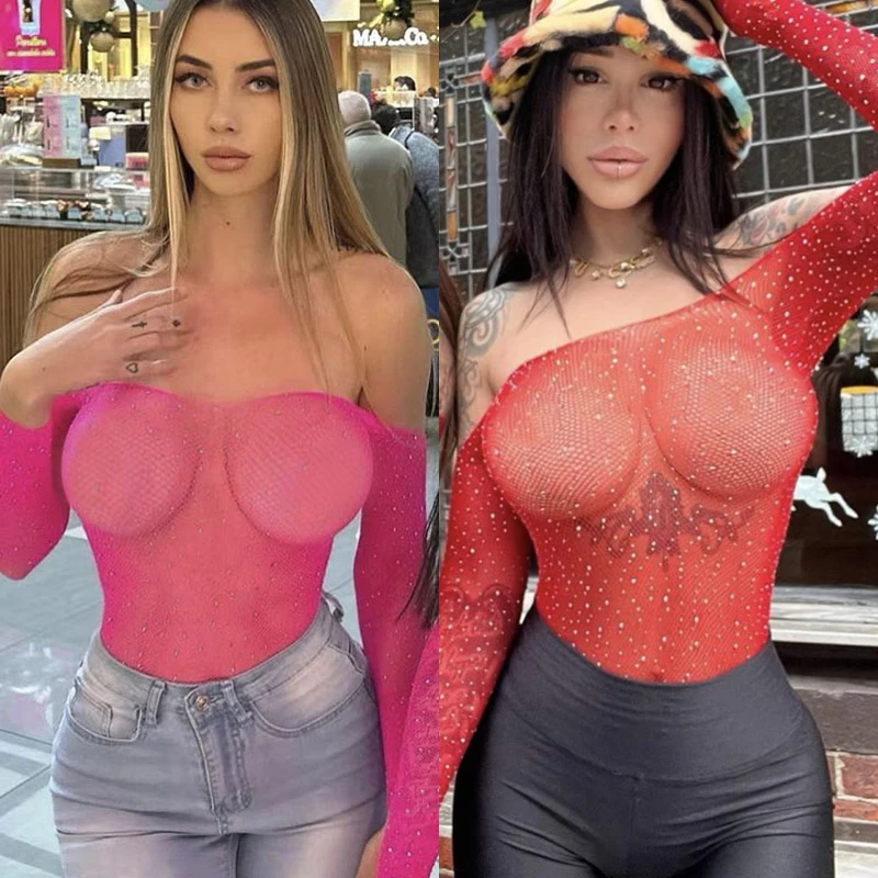 طقم توب وتنورة بأكمام طويلة ، ملابس داخلية مجوفة ، جوارب شبكية ، ملابس نوم مثيرة ، جوارب بألوان قوس قزح