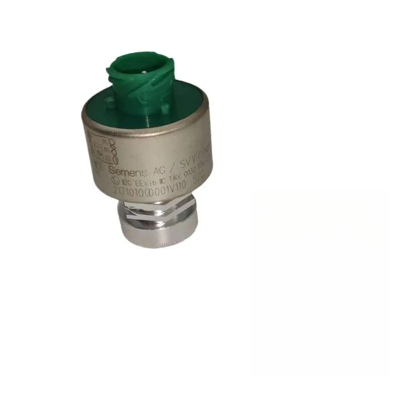 High Precision Vehicle Speed Sensor Replacement Part Compatible with Sinotruk Howo Siemens 217101000001 Durable Truck Sensor