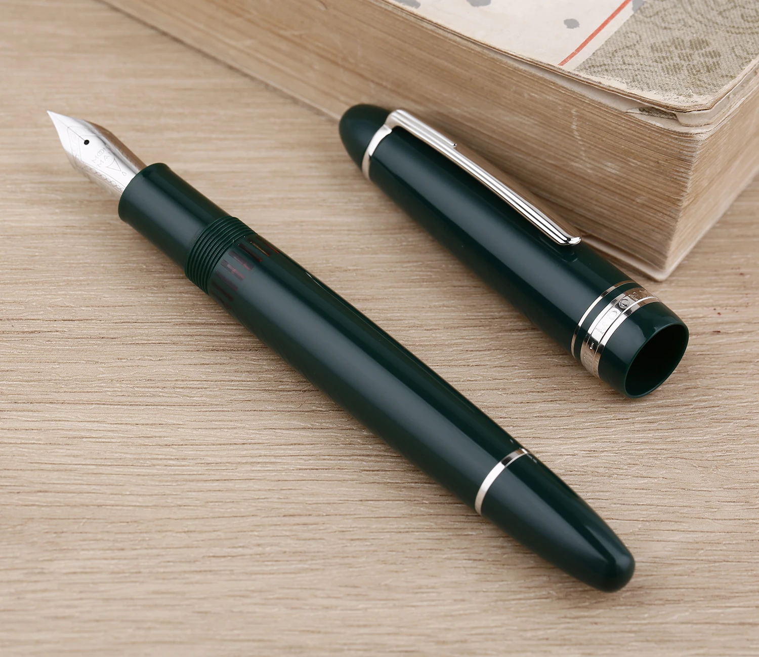 MAJOHN P136 Resin Piston Green Fountain Pen EF/F/M/Flat Nib Writing Pen 20 Ink Windows for Business Office School