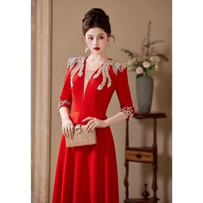 

Evening Dress Chorus New Style 2025 Spring and Autumn Host Solo Folk Song Performance Dress Style Red Conductor Chinese Style WF
