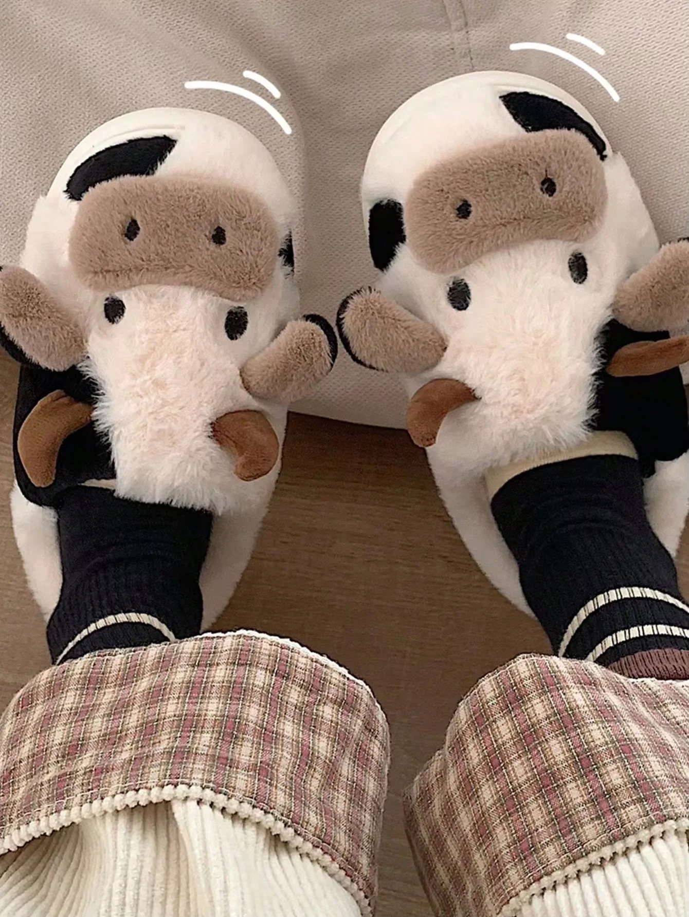 Kuhmuster Plüsch-Hausschuhe Winter Warm Rutschfest Gemütlich Niedliche Hausschuhe für Paare Männer – Detail 5