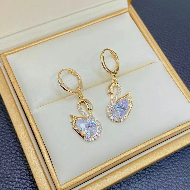 New Rhinestone Zircon Little Swan Pendant Gold Color Earrings for Women Fashion Elegant and Exquisite Ladies Party Trend Jewelry
