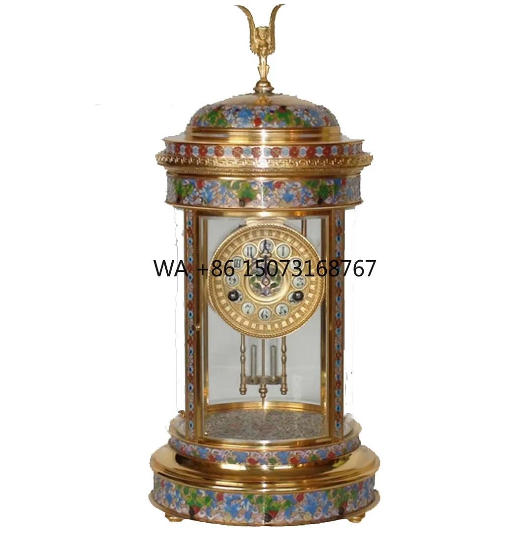 

Китайский перегородчатый латунный чехол-павильон, фигурка сфинкса, латунный циферблат с гравировкой, двухстворчатый маятник, 15-дневный повторитель, яркие часы