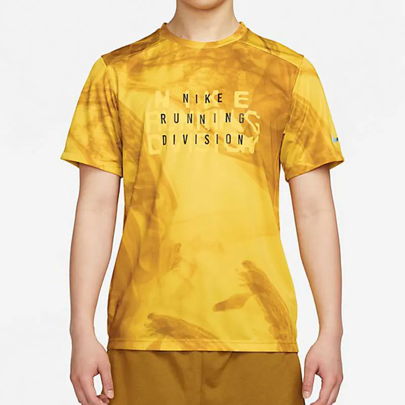 

Новая мужская спортивная футболка Nike Authentic с круглым вырезом и короткими рукавами FB6880-709