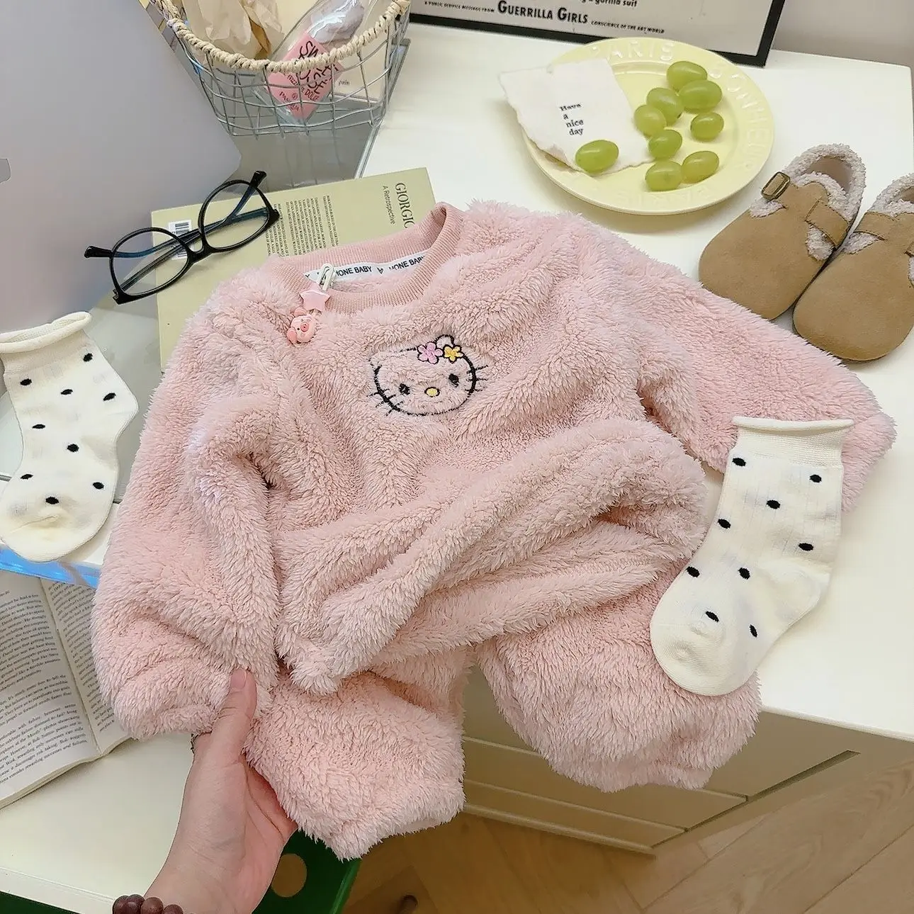 

Sanrio Hello Kitty Girls Pajamas Set Kids Clothes Kawaii 2025 Cartoon Women's Pajamas Homewear Kids Sleepwear Girl Clothing