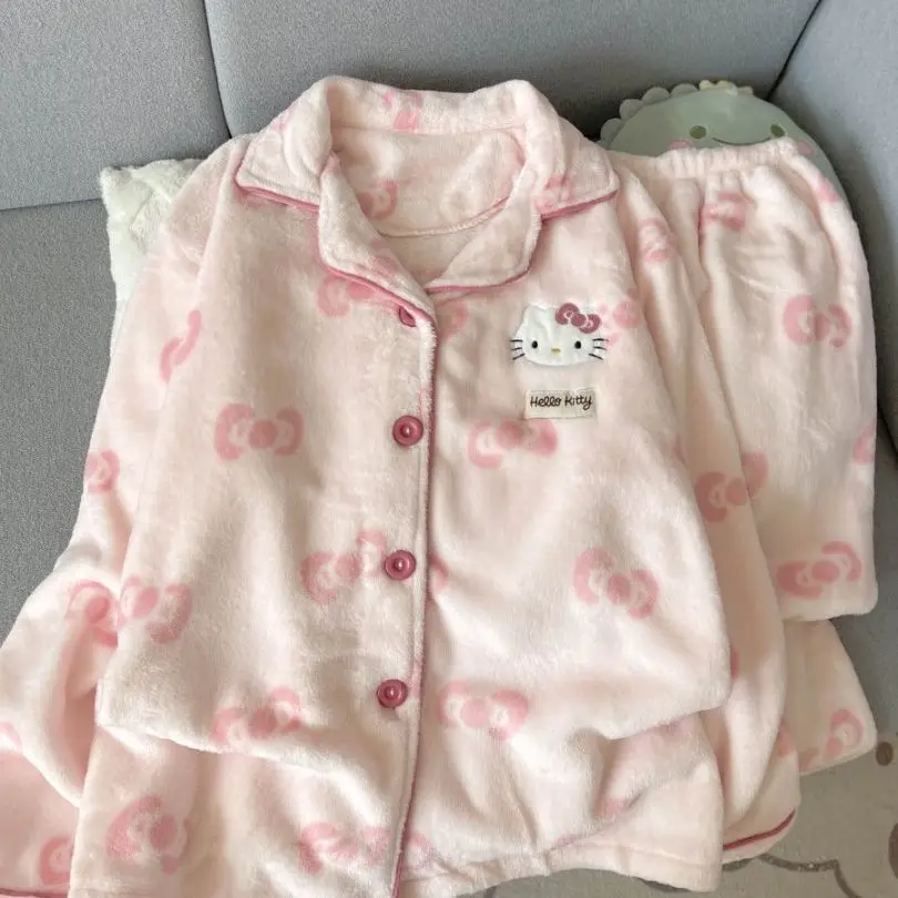 

Hello Kitty cartoon cute loungewear Kawaii girls autumn and winter warm coral fleece pajamas long sleeve and long trousers gift