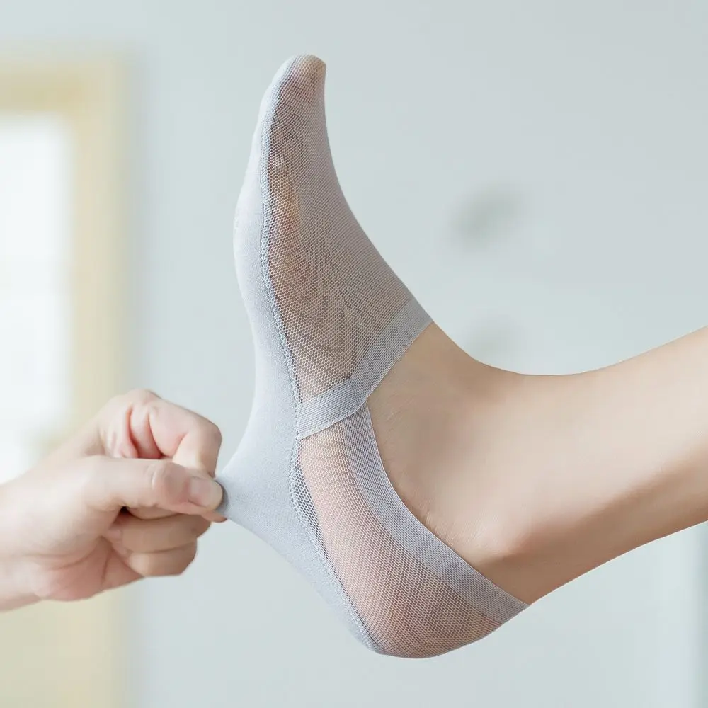 Calcetines invisibles de verano de malla fina para mujer, calcetines tobilleros de corte bajo de silicona antideslizantes de Color sólido,