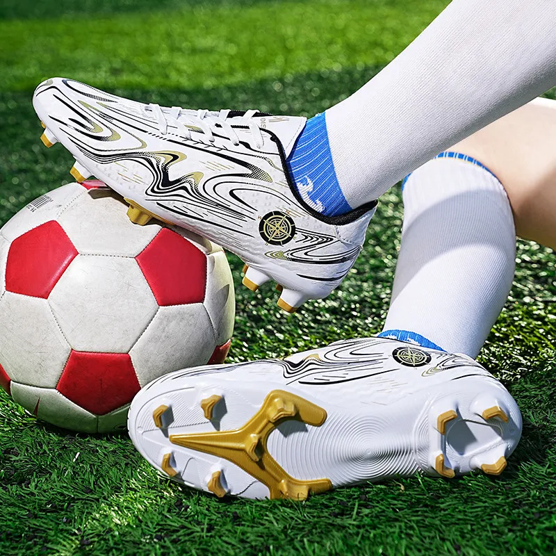 Novo design branco de ouro sapatos de futebol para homens mulher crampons tênis baratos crianças botas de futebol zapatos de futbol