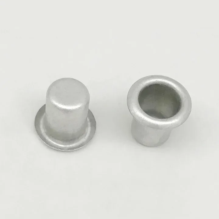 20pcs 16*15mm Mini Candle Cups Candlestick Holder Tapered Wax Candles Jar for Dinner Table Ornament Wedding Birthday New Year