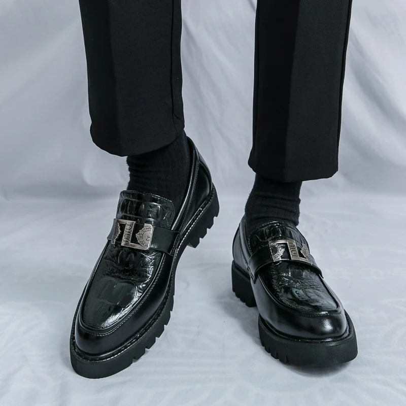 2025 S/A New British Street Style Leather Loafers For Men\'s White Black Hombre Dress Casual Height Increasing Shoes Lager Size