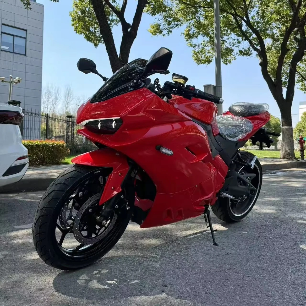 Calico Brand Factory Direct Sales of Electric Motorcycles with Wheels/central Motors,