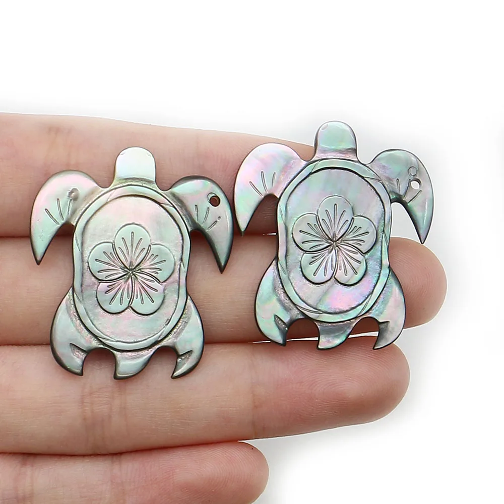 Single-sided Sea Turtle-shaped Pendant Natural Seawater Black Mother-of-pearl Carved Necklace Pendant DIY Jewelry Accessory
