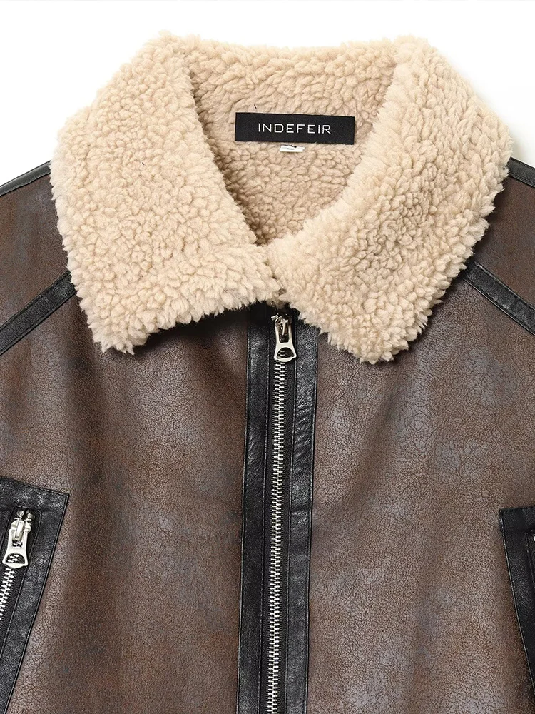 Giacca invernale in ecopelle a maniche lunghe con risvolto corto a doppia faccia, nuova tendenza della moda femminile in stile europeo e americano