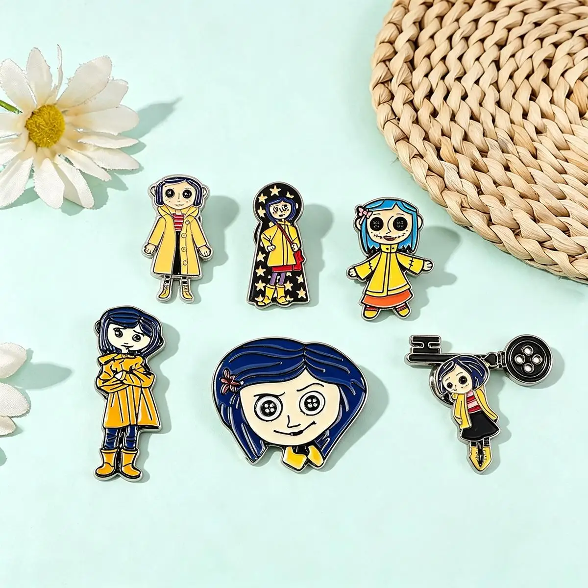 6Pcs/Set Horror Movie Ghost Mom Enamel Brooch Backpack Lapel Metal Badge Clothing Jewelry Accessories Halloween Gift For Friends