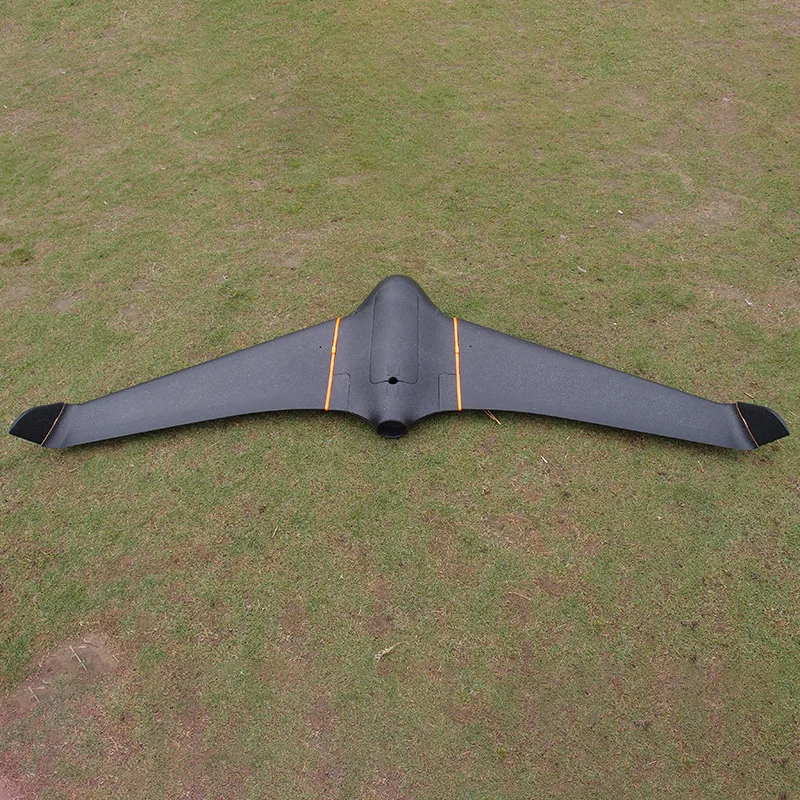 Zdalnie sterowany model samolotu o stałym skrzydle o dużych wymiarach, do pomiarów powietrznych, fotografii lotniczej, UAV, samolot transportowy FPV