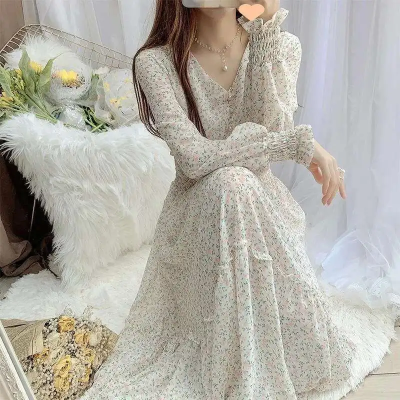 Women Summer Dress V Neck Lantern Sleeve Bohemian Lady Ral Chiffon Ruffled Large Swing Woman Long Dresses Vestidos YDK853