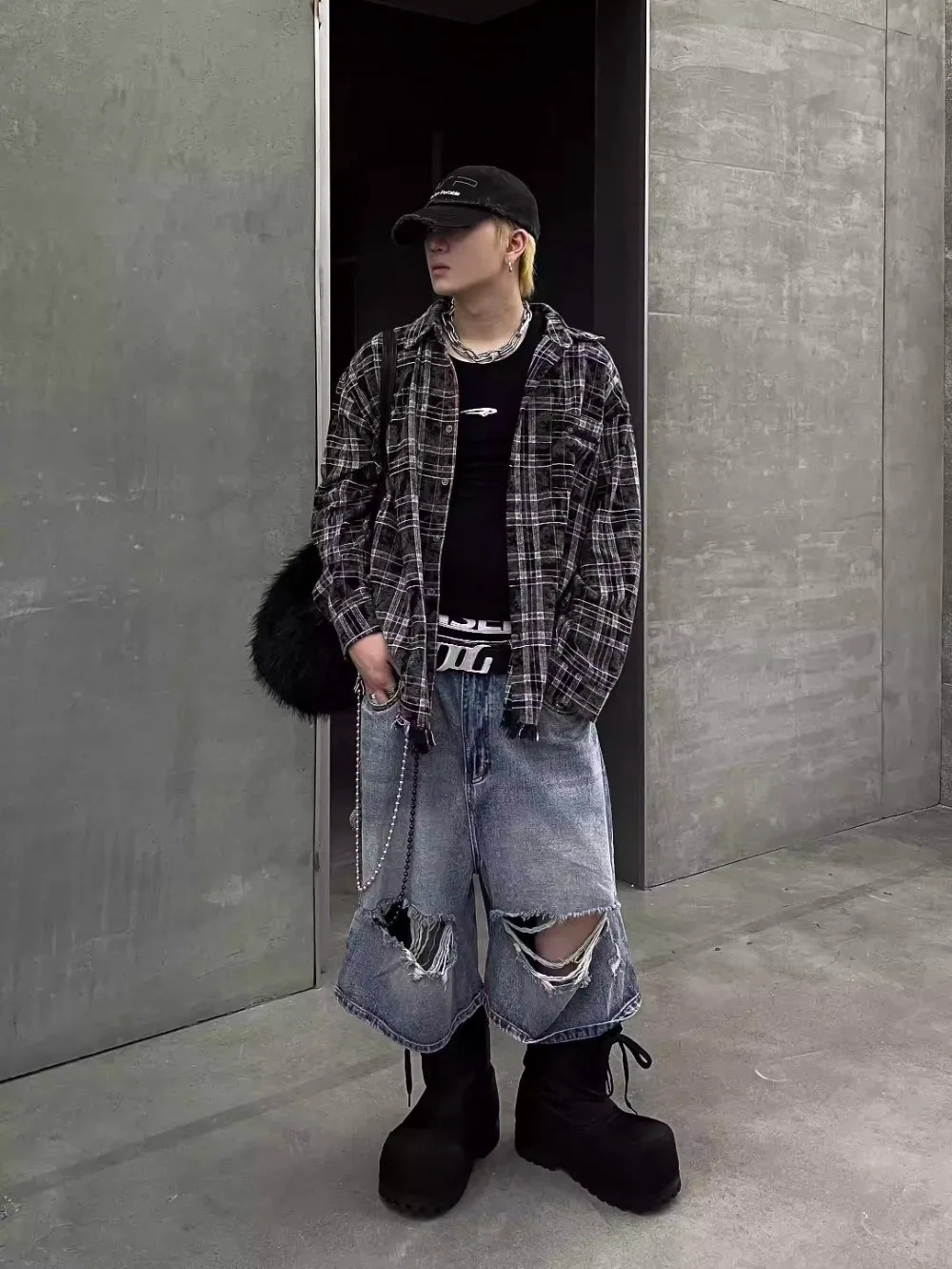 Blue Ripped Jorts Men's Y2k Men’s Jeans Streetwear Pants for Men Hip Hop Denim Shorts