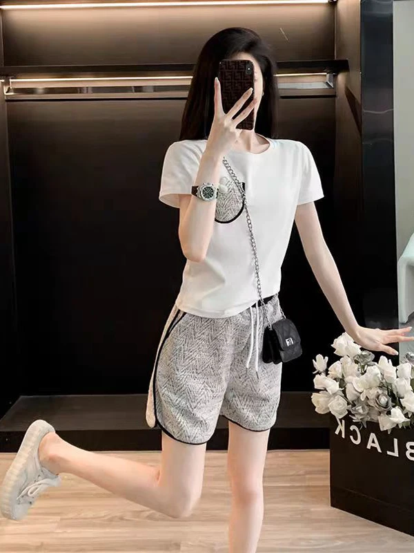 

Casual Cotton-Like Fitness Sportswear Set for Women Short Sleeve Slimming Short Shorts Fashionable Two-Piece Summer Outfit
