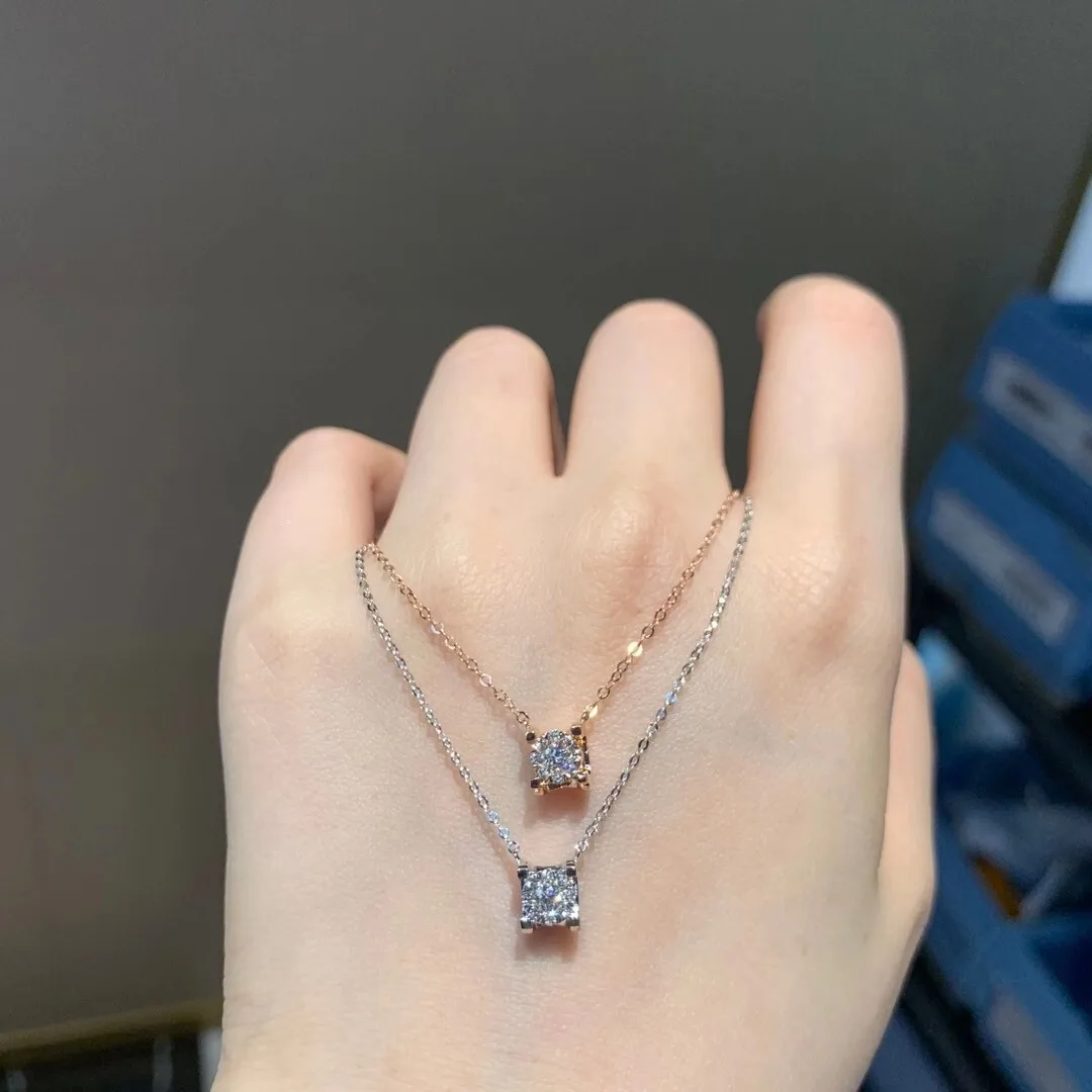 

MDLFES Moissan Diamonds Стиль 18-каратного белого золота с покрытием из искусственного муасса Модный маленький квадратный кулон с бриллиантами Замок Костяная цепочка