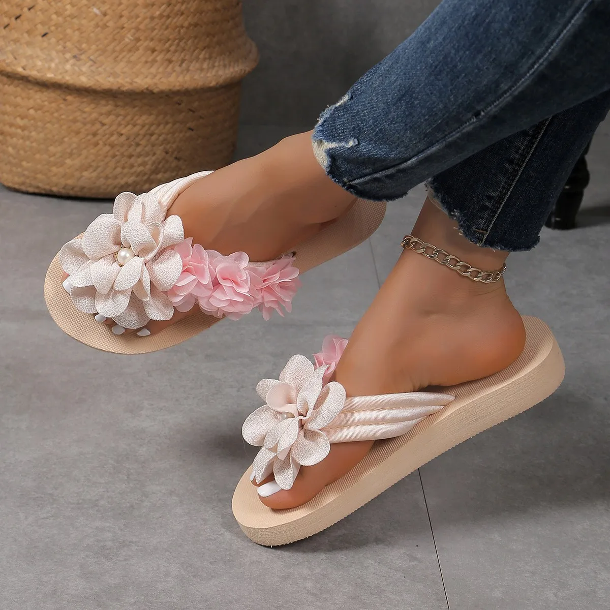 Flower Flip Flops Woman Summer Flatform Sandals Ladies Boho Fashion Outdoor Beach Slippers Casual Vacation Slide Shoes Plus Size