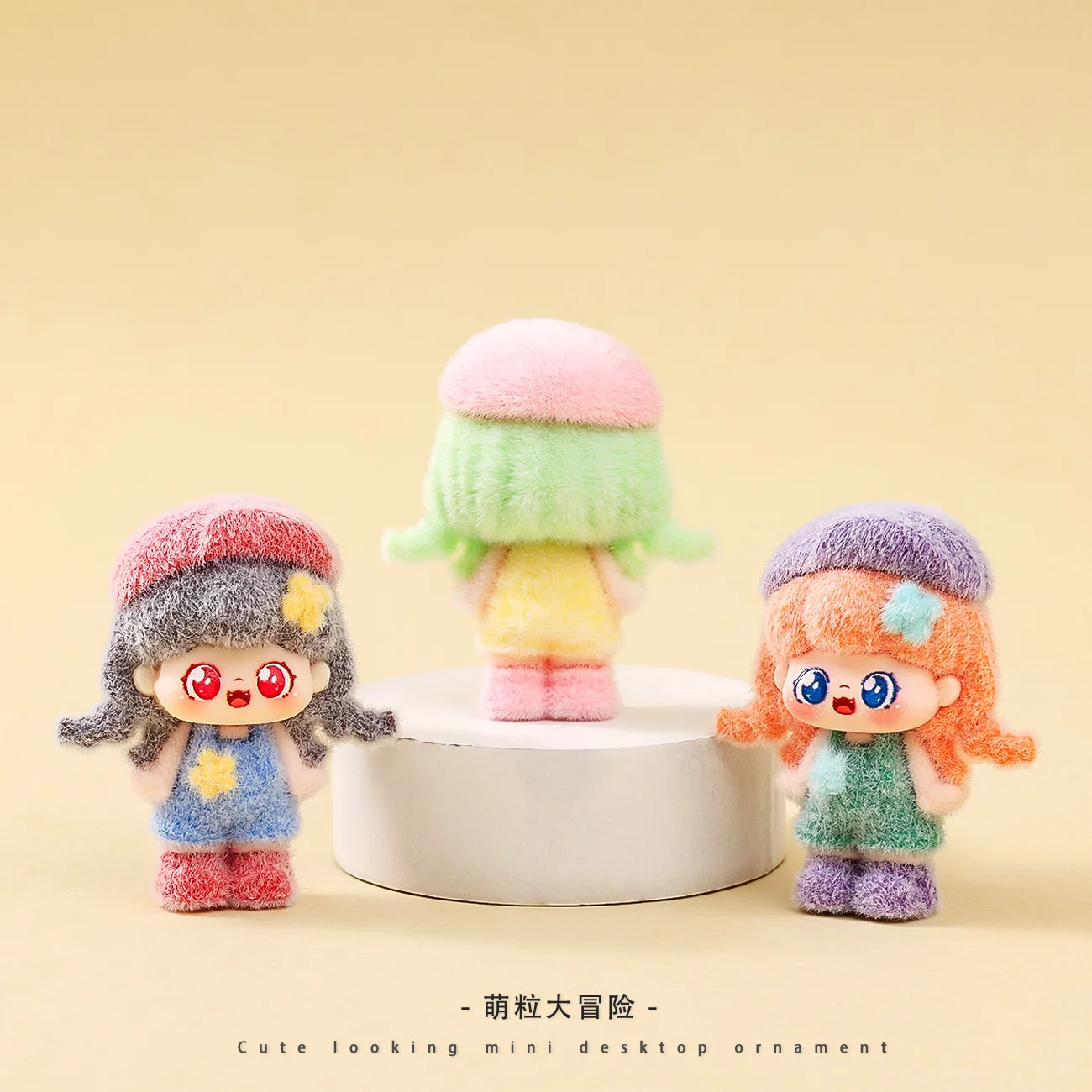 Graziosi ornamenti da tavolo a forma di cagnolino con codini, action figure interattive